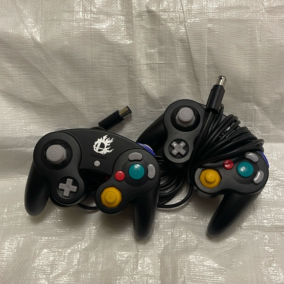 2 rereleased Nintendo GameCube controllers for Super Smash.